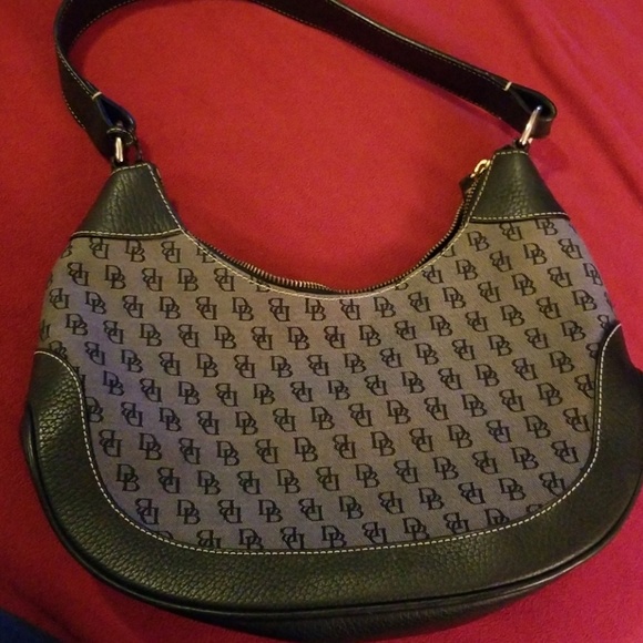 Dooney & Bourke Handbags - Dooney & Bourke Signature Bag and Wallet